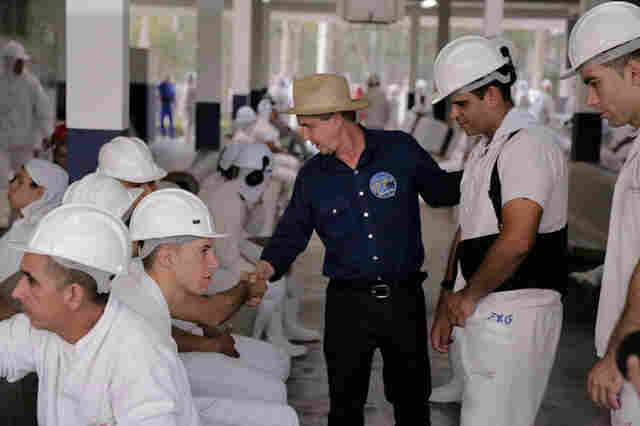 Bagattoli defende corte de regalias a parlamentares e redução de repasse aos poderes