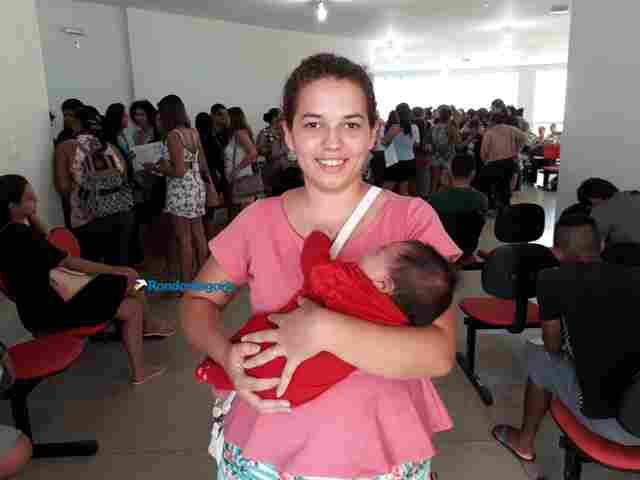 Mulheres fazem grandes filas para procedimento de laqueadura e colocação de DIU na Capital