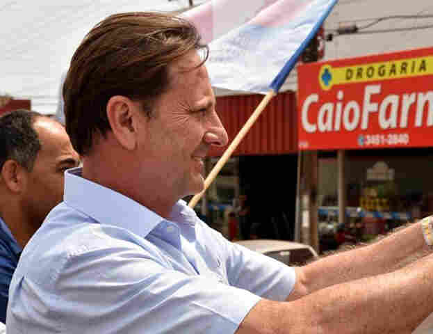 Acir diz que impetrará agravo e mantém atividades de campanha