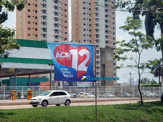 TRE permite que campanha de Acir use bandeiras ao longo da Jorge Teixeira