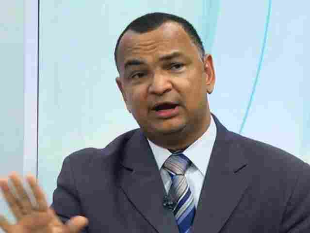 Coronel Charlon diz que irá recontratar vigilantes retirados das escolas estaduais