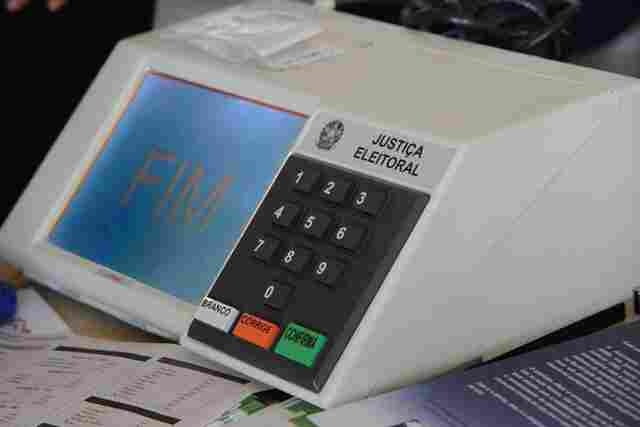 Saiba qual é a diferença entre votos brancos e nulos