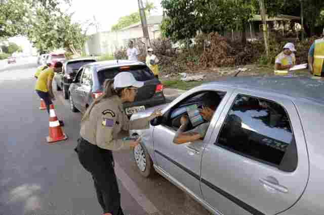 Prefeitura disponibiliza agentes para organizar trânsito nos locais de votação