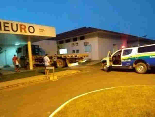 Motoqueiro tenta matar cliente de bar à tiros no interior de Rondônia
