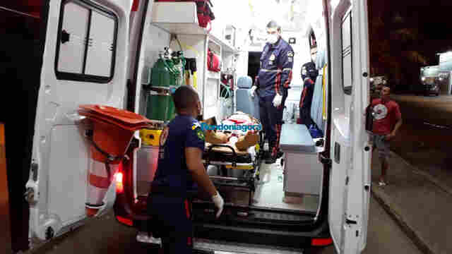 Criminoso tenta matar homem com tiro no rosto próximo a base da PM na Zona Leste