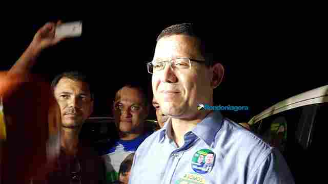 Vídeo ao vivo: Marcos Rocha concede a primeira entrevista após apuração