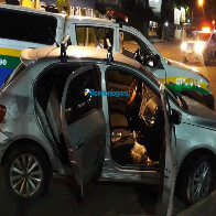 Embriagada, mulher foge da PM, colide em duas viaturas e é presa na Capital