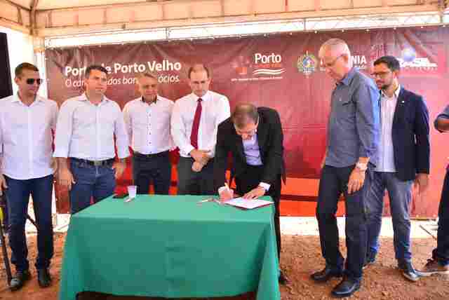 Hildon destaca importância do Porto Organizado para o desenvolvimento da capital