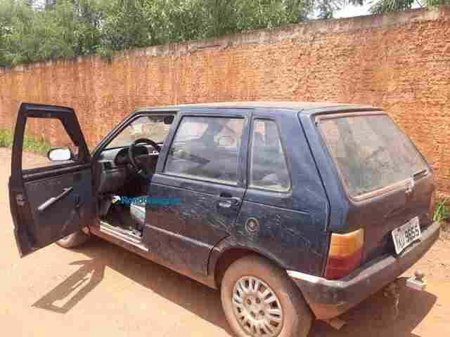 Mulher é atacada a golpes de facão por desconhecido; Homem já tinha esfaqueado outra vítima