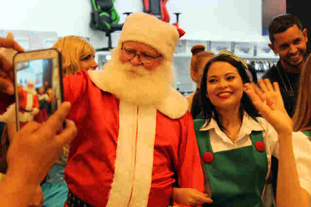 Shopping de Porto Velho recebe Papai Noel e inaugura decoração natalina nesse domingo