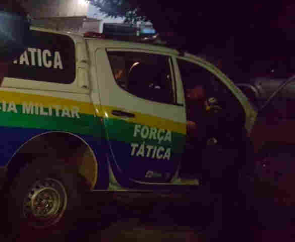 Mulher leva tiro após reagir assalto na zona leste da Capital