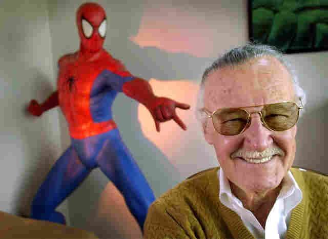 Stan Lee, criador de diversos heróis da Marvel, morre aos 95 anos