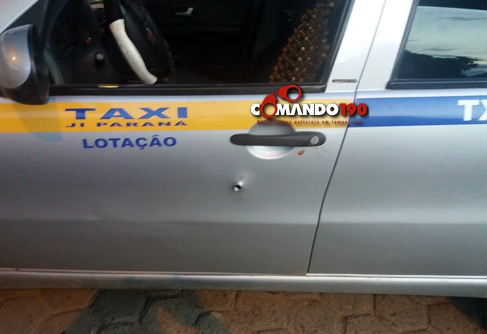 Taxista é baleado por criminosos durante roubo de celular