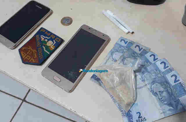 Dupla é detida com crack e confessa que iria revender para pagar traficante
