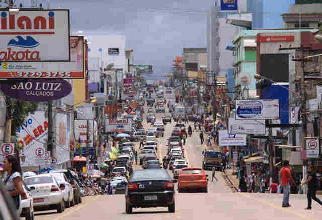 Procon dá dicas para consumidores não caírem em golpe da propaganda enganosa durante as compras de fim de ano