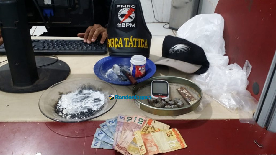 Polícia prende dupla vendendo drogas na Zona Sul