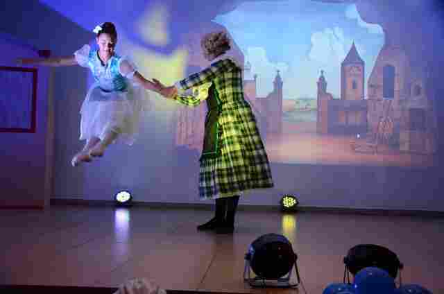 Teatro estadual será palco da apresentação de 130 bailarinas no domingo