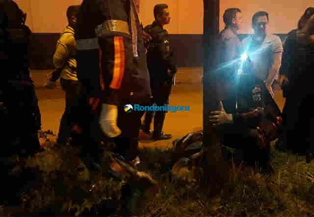 Motociclista morre após bater em carro que tentava fazer conversão em local proibido