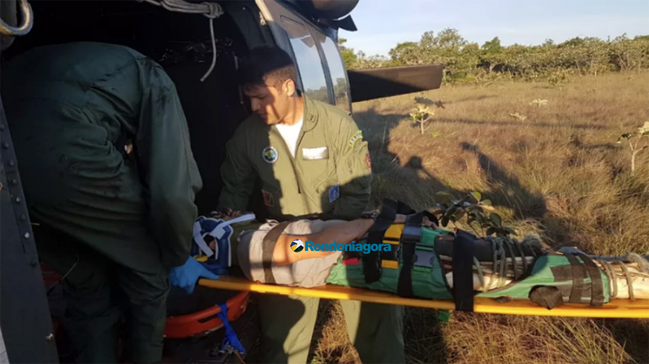 Pilotos que caíram com avião em Mato Grosso passam por cirurgia; 27 militares participaram de resgate