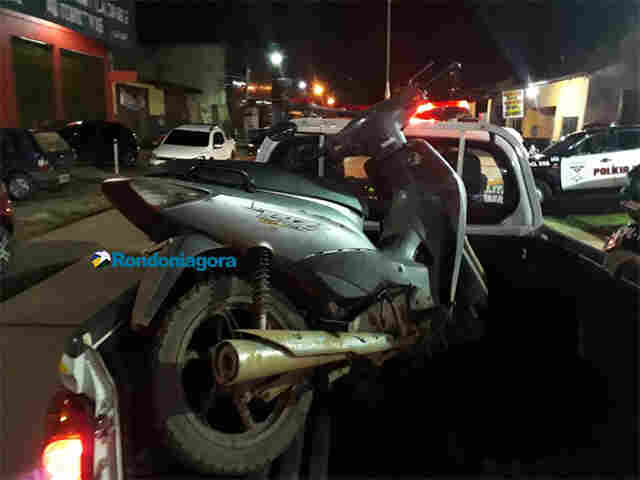 Adolescente com passagens pela Polícia é detido com moto roubada após tentar roubar bolsa de mulher