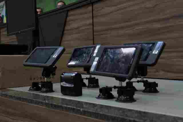 Governo entrega kits de tecnologia para melhorar atendimentos na segurança pública