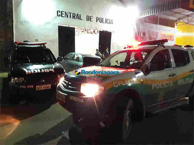 Mulheres se esfaqueiam durante briga em festa