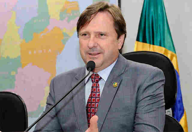 Ministro nega liminar para suspender execução da pena de Acir Gurgacz