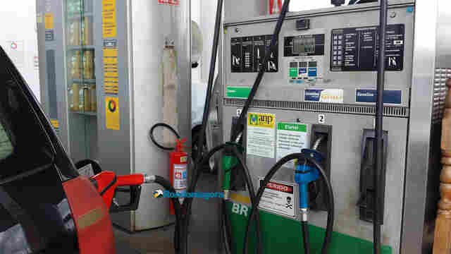 Petrobras reduz preço da gasolina pelo 2º dia seguido