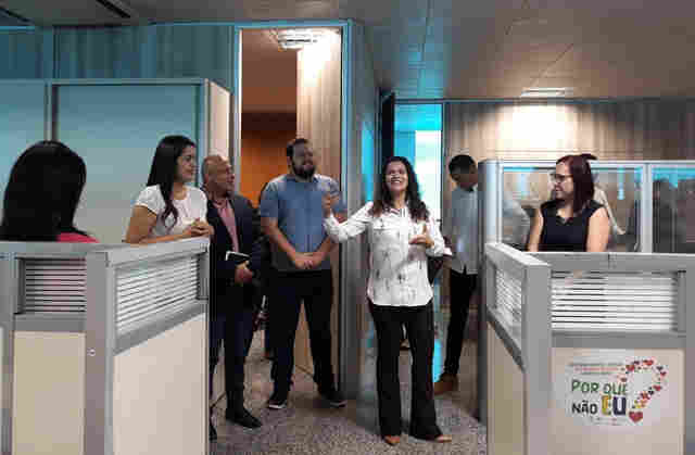 Secretária pede apoio de servidores para melhorar atendimento social e qualidade de vida da população