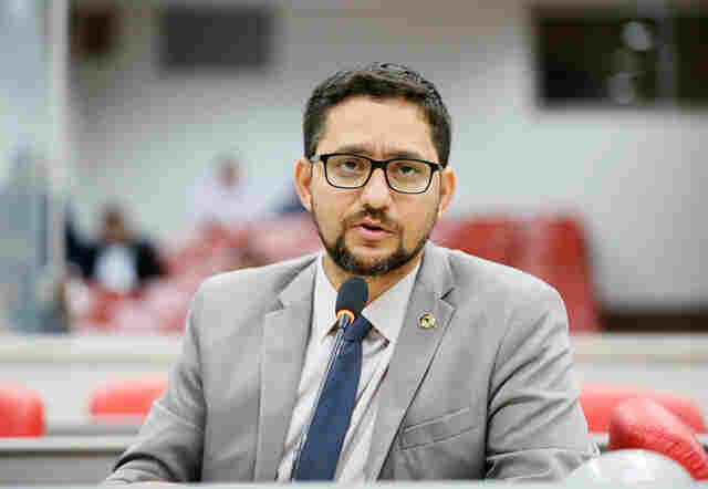 Greve de agentes penitenciários: Governo culpa deputado por alterar Orçamento e impor emenda inconstitucional