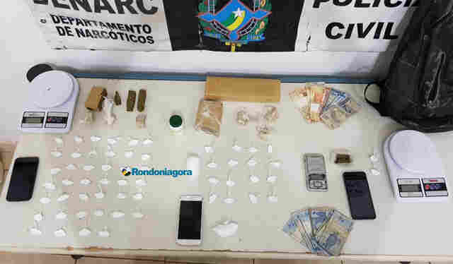 Denarc prende dupla com maconha e várias porções de cocaína em residência na Capital