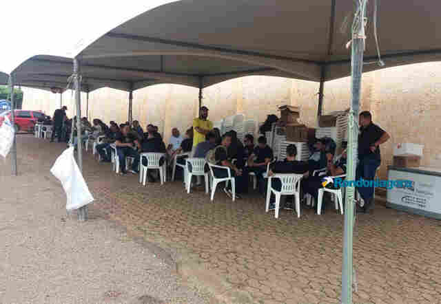 Vídeo: Agentes retiram faixa sobre greve, mas mantêm “operação padrão” para pressionar governo