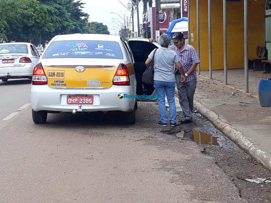 Paralisação no transporte coletivo é geral; Ônibus do Consórcio Sim estão todos na garagem