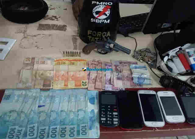 Quadrilha especializada em roubos de motos é presa na Capital com dinheiro