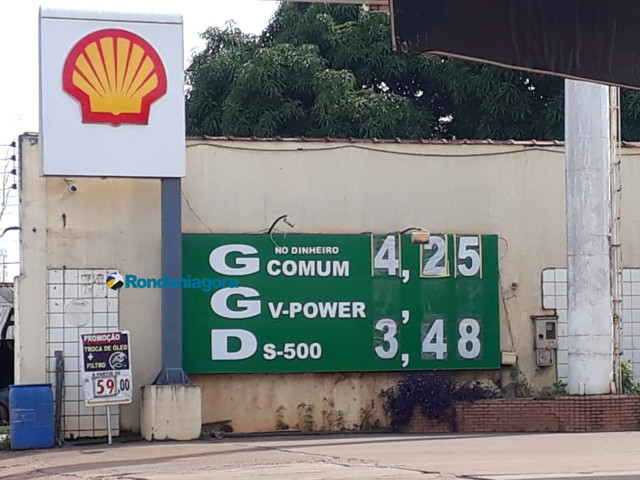 Gasolina tem grande aumento na Capital, mas Procon já fiscaliza; Atacadão tem menor preço