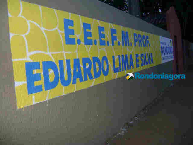 Jovem criminoso é desarmado após tentar matar aluno a tiros dentro de escola na Capital