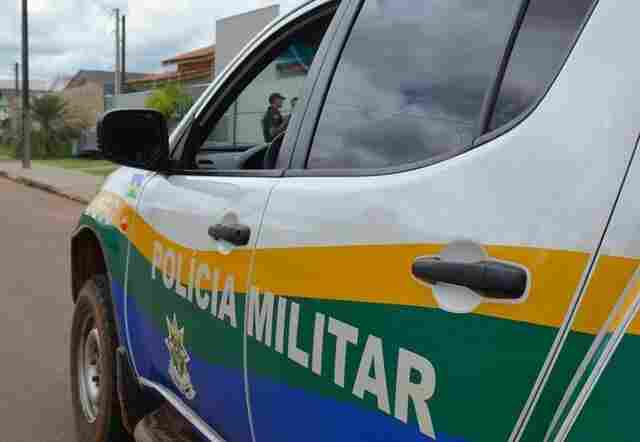 Polícia mata criminoso e fere outro durante perseguição após assalto