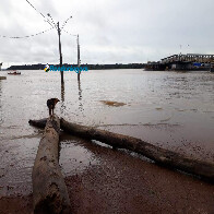 Ceron suspende fornecimento de energia em áreas alagadas para evitar acidentes