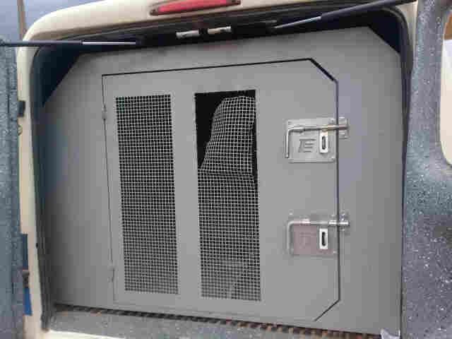 Continuam as buscas pelo apenado que fugiu de viatura durante transferência