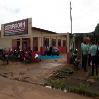 Trabalhadores exigem readmissão de 40 demitidos para encerrar greve; Prefeitura diz que movimento é ilegal