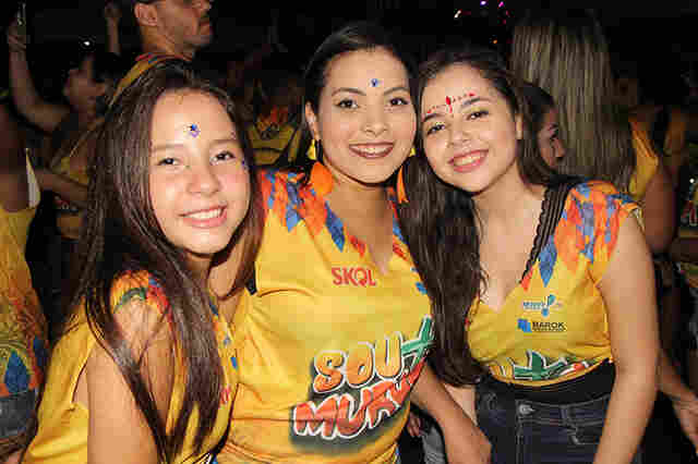 Confira imagens da folia no Bloco Murupi