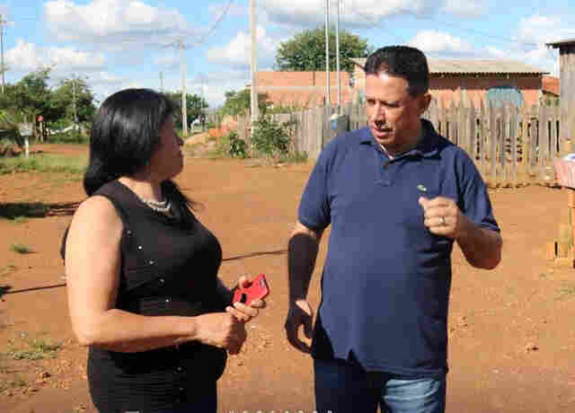 Edesio Fernandes visita bairro Cascalheira e se coloca a disposição da comunidade