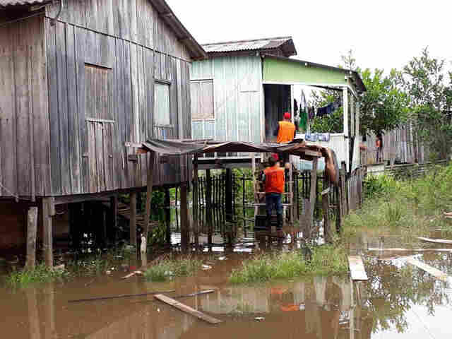 Associação e Defesa Civil arrecadam donativos para desabrigados pelas enchentes em Rondônia
