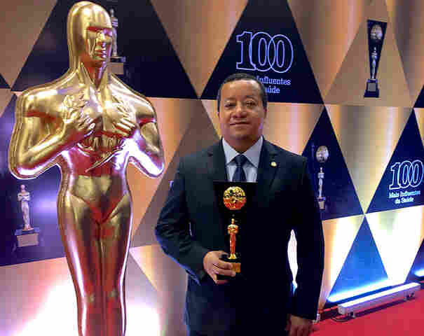 Presidente do Cofen conquista prêmio “100 mais influentes da Saúde”