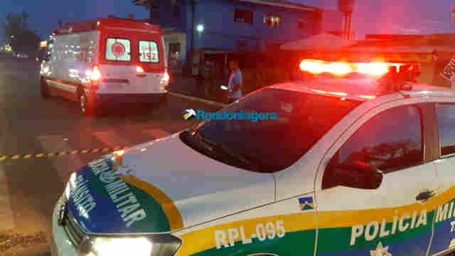 Jovens brigam e um quase é morto com golpe de facão na cabeça