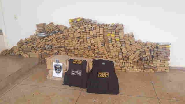 Casal é preso com 745 quilos de maconha em propriedade rural de Rondônia