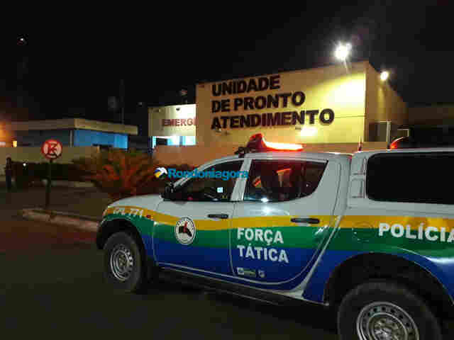 Mulher tem moto roubada e ainda é baleada por criminosos na Capital