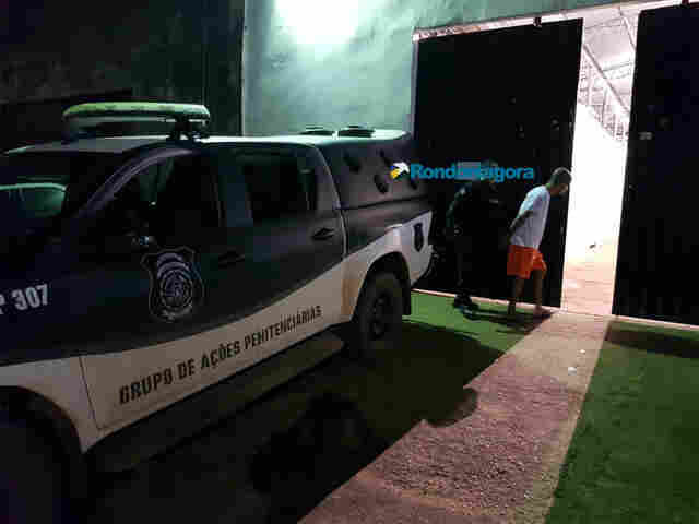 Detentos fogem do presídio Ênio Pinheiro, em Porto Velho