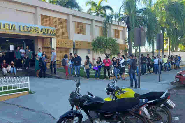 Escola do Legislativo abre inscrições para mais de 1.200 vagas no retorno dos cursos