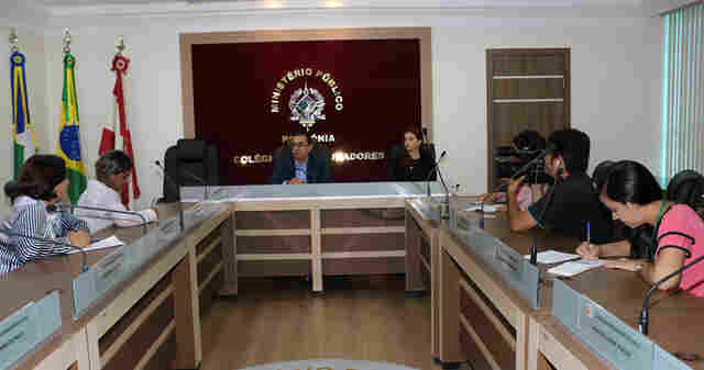 Semed deve regularizar transporte escolar em até 15 dias, sob pena de nova ação judicial, diz MP